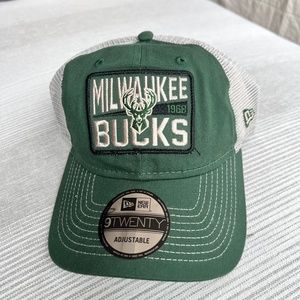 New Era Adjustable 9Twenty 1968 Green Milwaukee Bucks Hat. Adjustable.